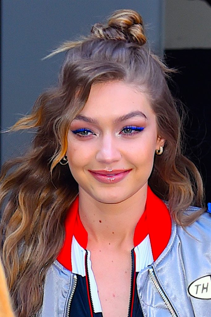 make-up-classic-blue-2020